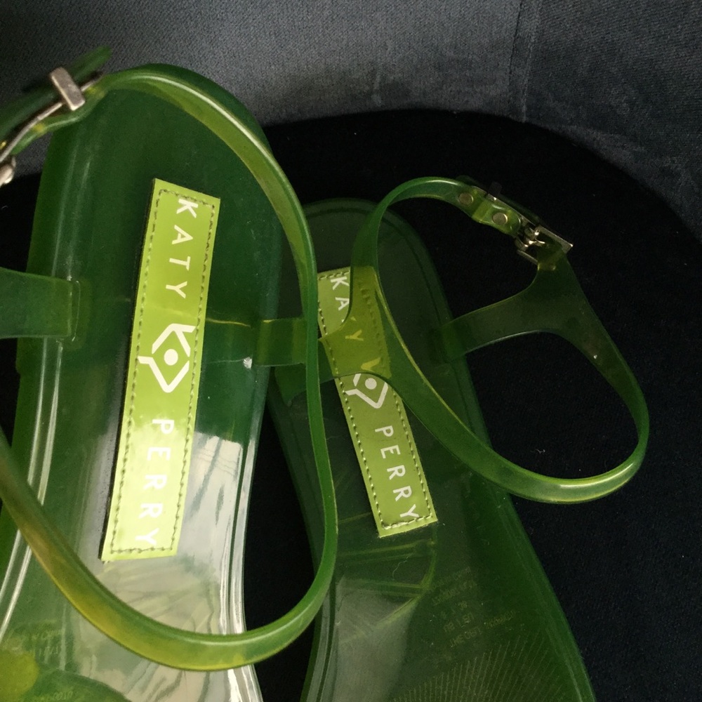 *SOLD* Katy Perry Collections Lime Jelly Sandals - Picture 3 of 5